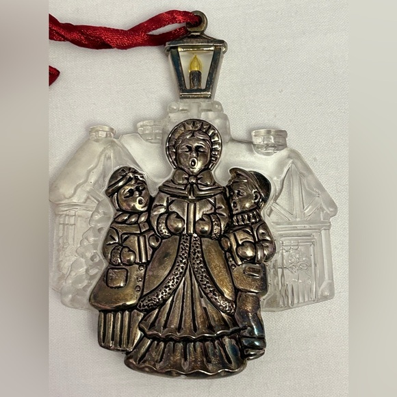 Set of 5 metal Christmas ornaments.3 Gorham snowman, 1 Lenox, 1 unmarked - Picture 5 of 8